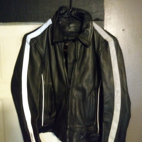 Leather jacket - Picture 5 of 5